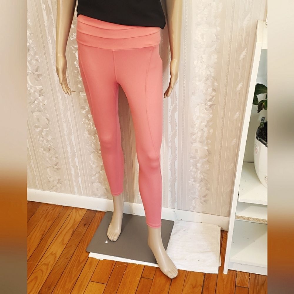 Stradivarius Ankle Leggings   